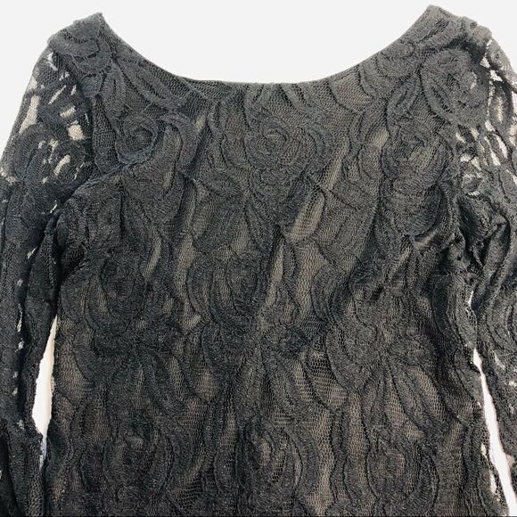 🌻CHIC🌻Backless Black Lace Long-Sleeve Mini Dress - Picture 6 of 9